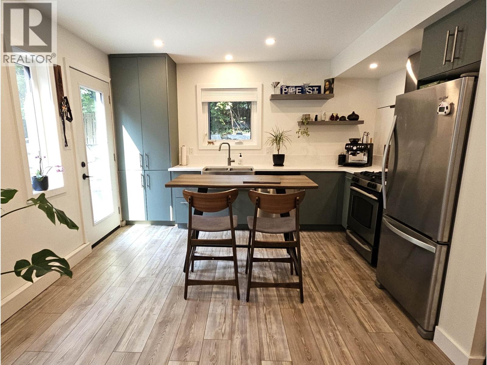 












40755 THUNDERBIRD RIDGE

,
Squamish,




British Columbia
V0N1T0

