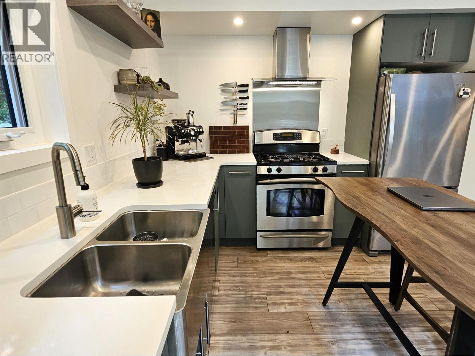 












40755 THUNDERBIRD RIDGE

,
Squamish,




British Columbia
V0N1T0

