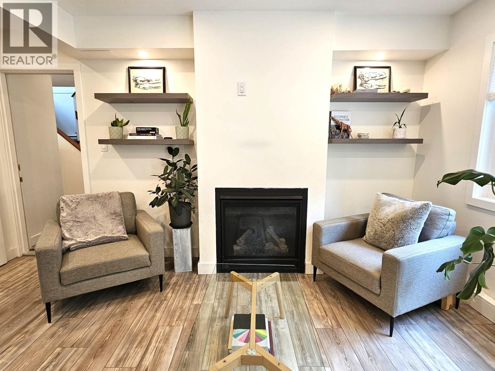 












40755 THUNDERBIRD RIDGE

,
Squamish,




British Columbia
V0N1T0

