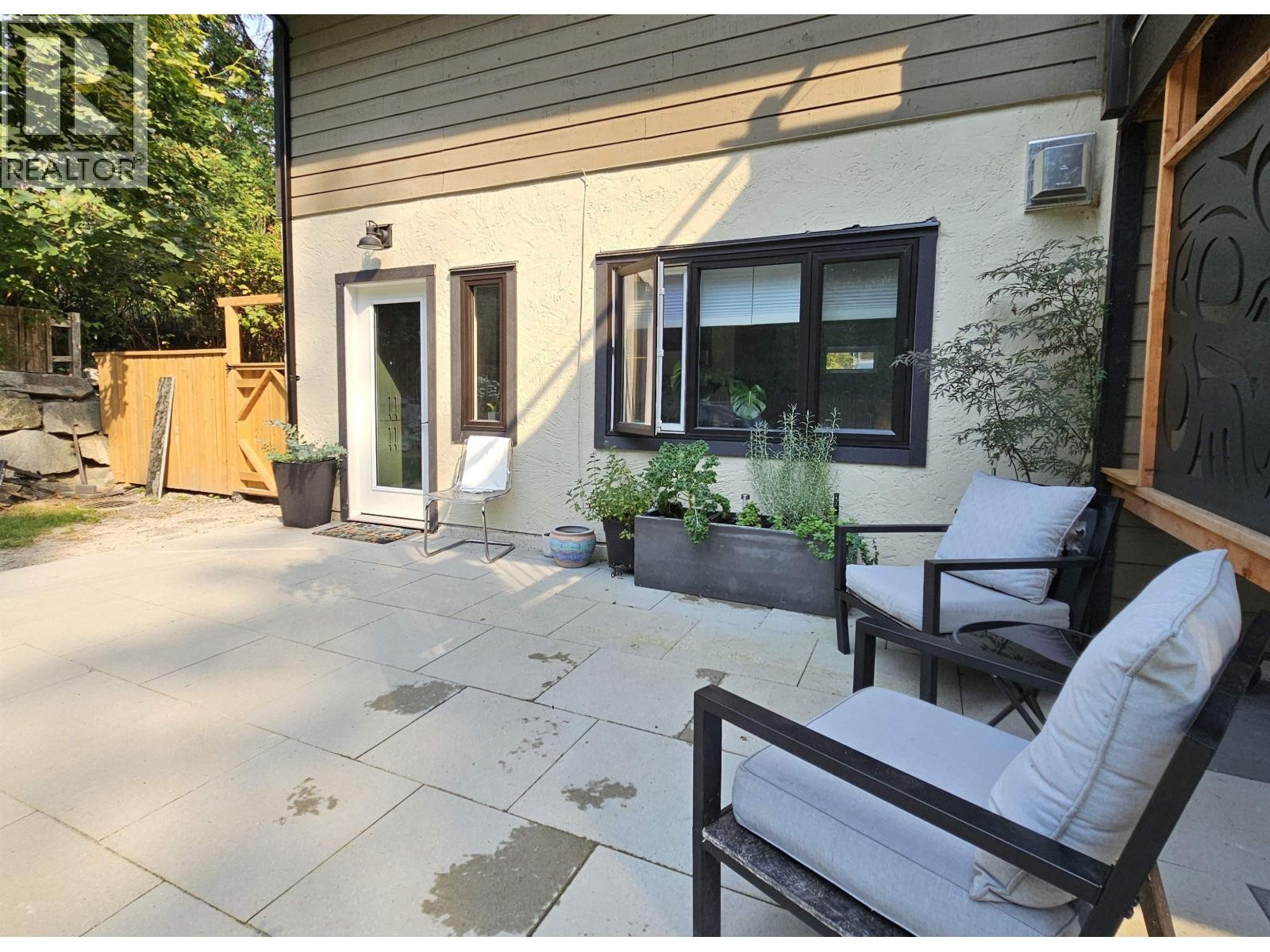 












40755 THUNDERBIRD RIDGE

,
Squamish,




British Columbia
V0N1T0

