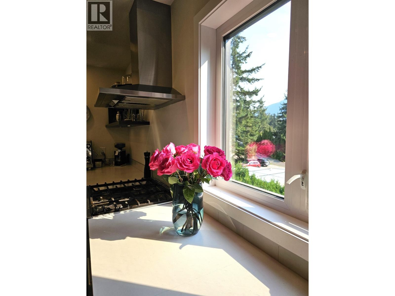 












40755 THUNDERBIRD RIDGE

,
Squamish,




British Columbia
V0N1T0

