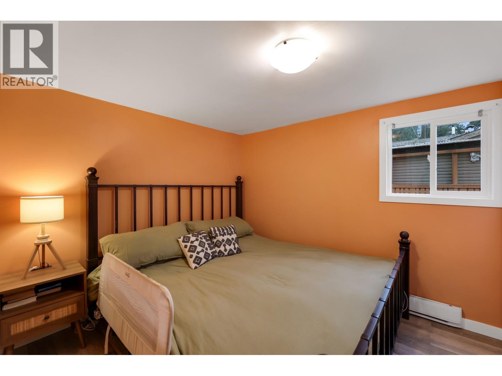 












4 40022 GOVERNMENT ROAD

,
Squamish,




British Columbia
V0N1T0

