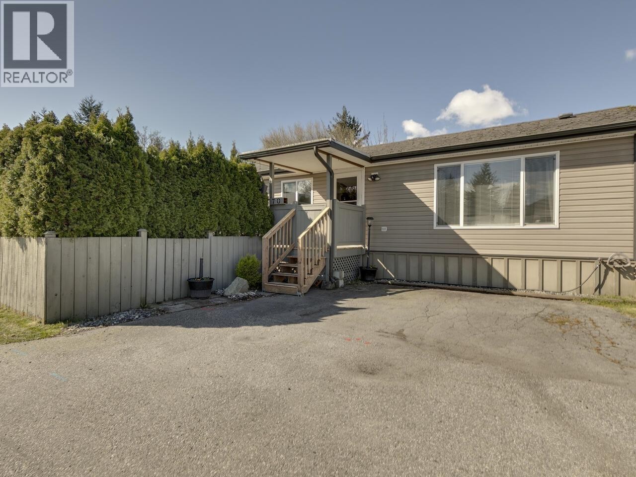 












70 40157 GOVERNMENT ROAD

,
Squamish,




British Columbia
V0N1T0

