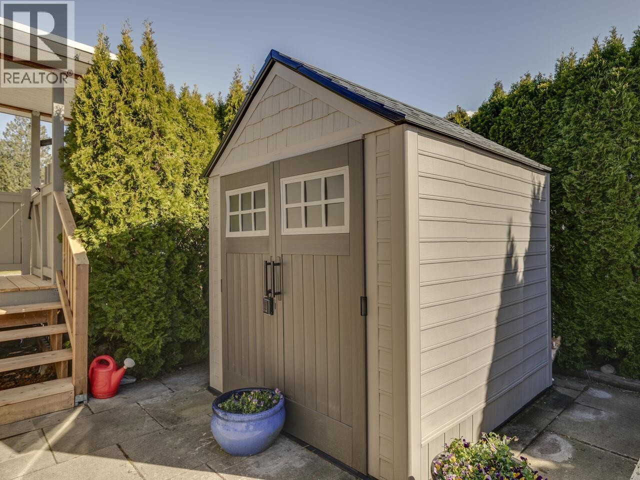 












70 40157 GOVERNMENT ROAD

,
Squamish,




British Columbia
V0N1T0

