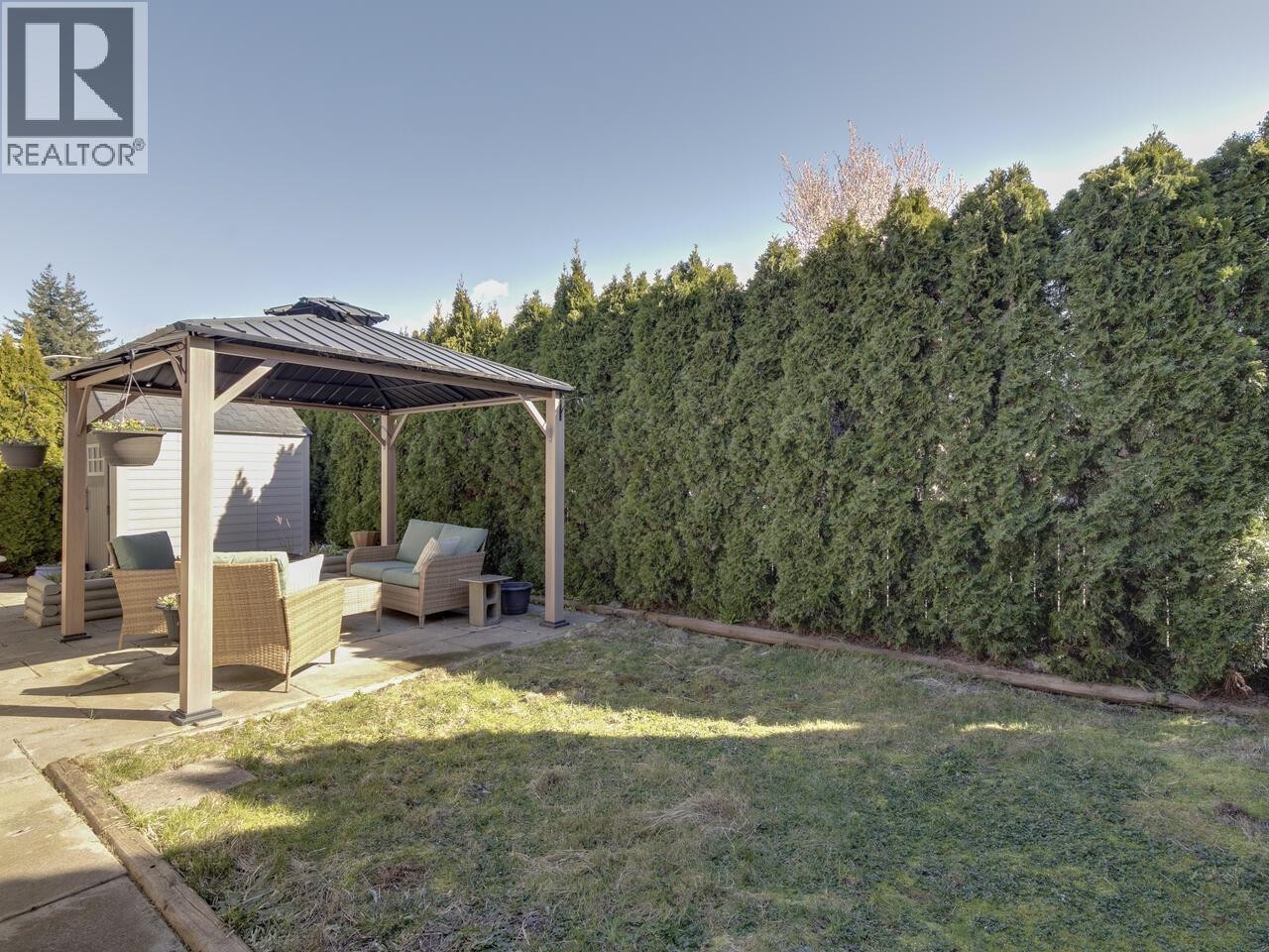 












70 40157 GOVERNMENT ROAD

,
Squamish,




British Columbia
V0N1T0

