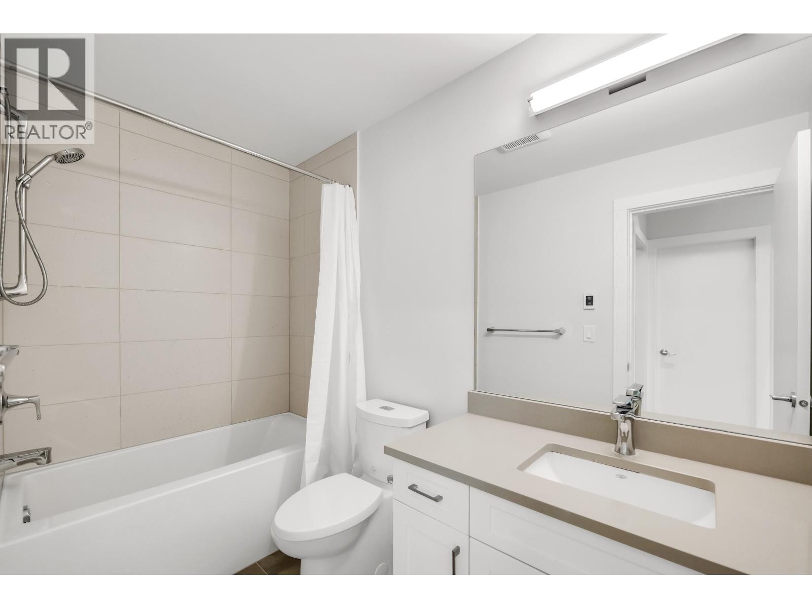 












313 41328 SKYRIDGE PLACE

,
Squamish,




British Columbia
V8B1A4

