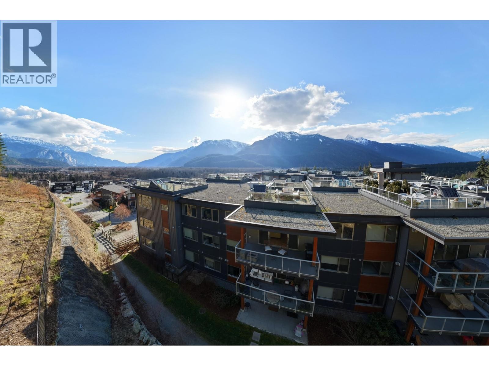 












313 41328 SKYRIDGE PLACE

,
Squamish,




British Columbia
V8B1A4

