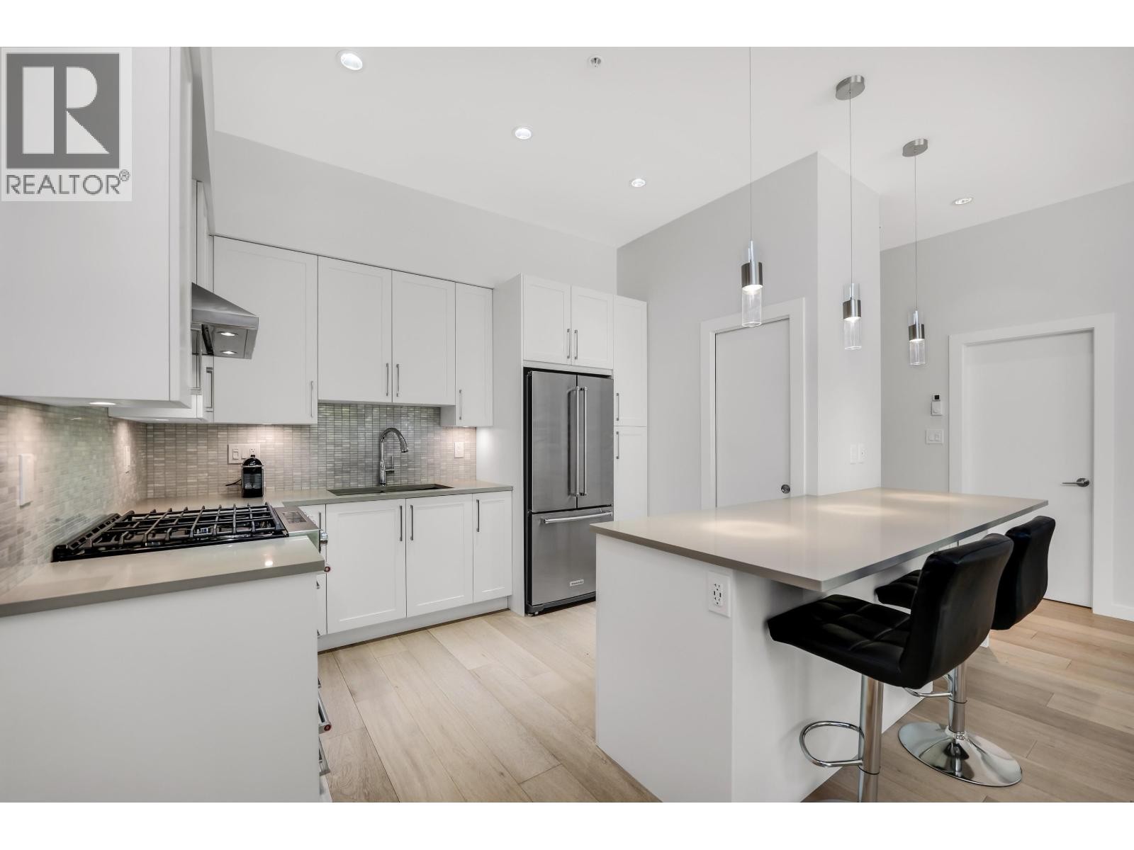 












313 41328 SKYRIDGE PLACE

,
Squamish,




British Columbia
V8B1A4

