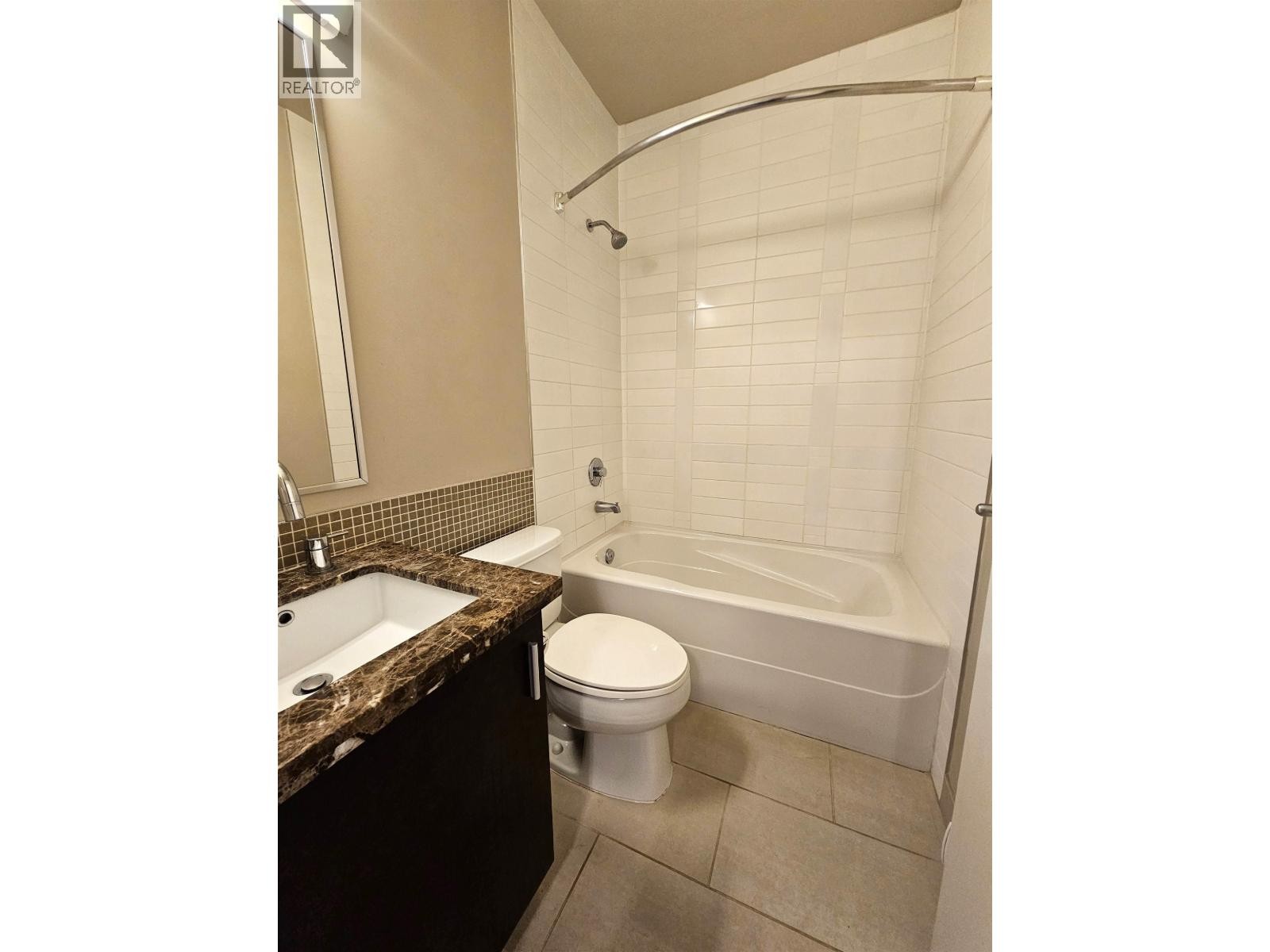 












312 41105 TANTALUS ROAD

,
Squamish,




British Columbia
V8B0N3

