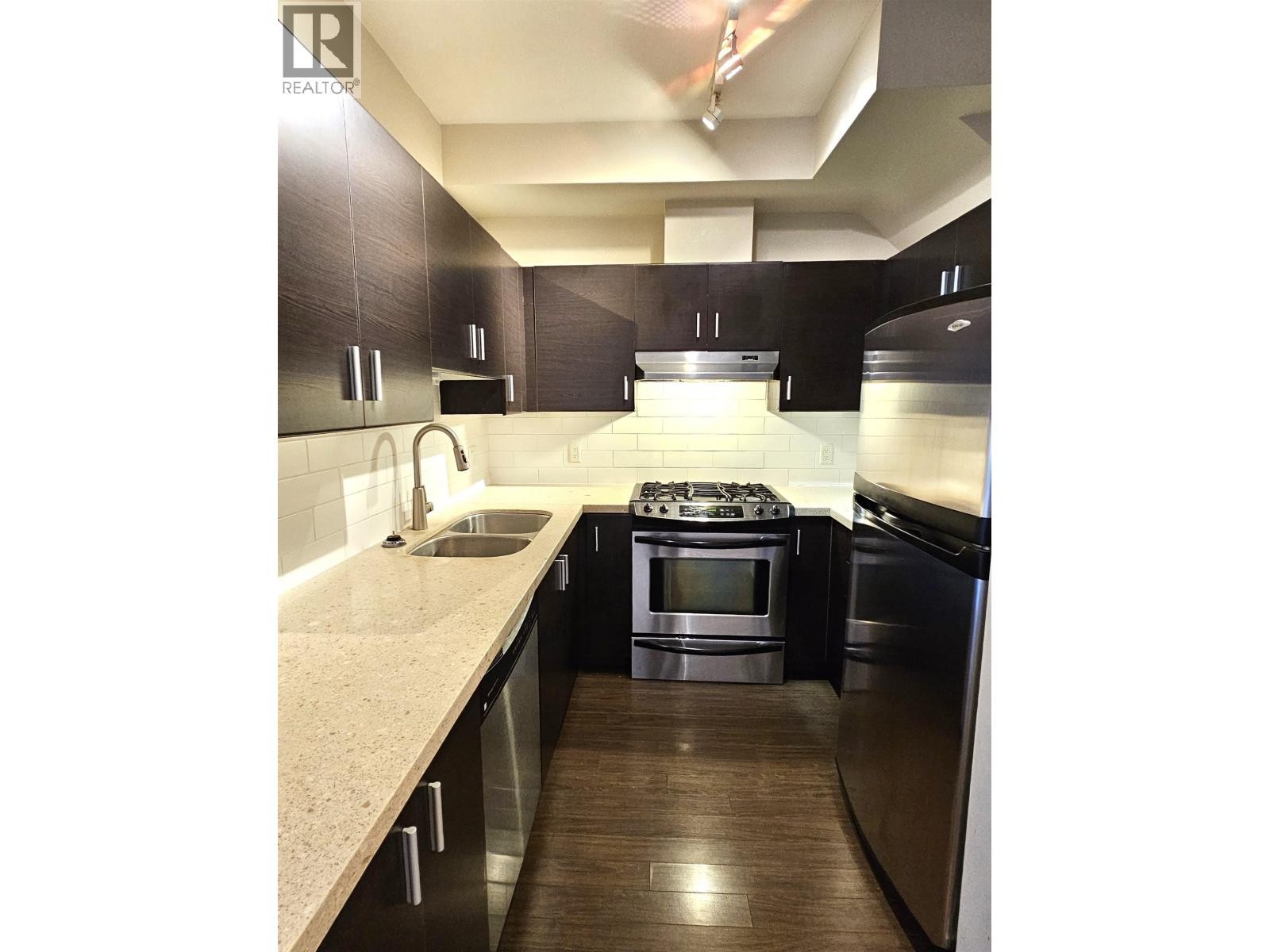












312 41105 TANTALUS ROAD

,
Squamish,




British Columbia
V8B0N3

