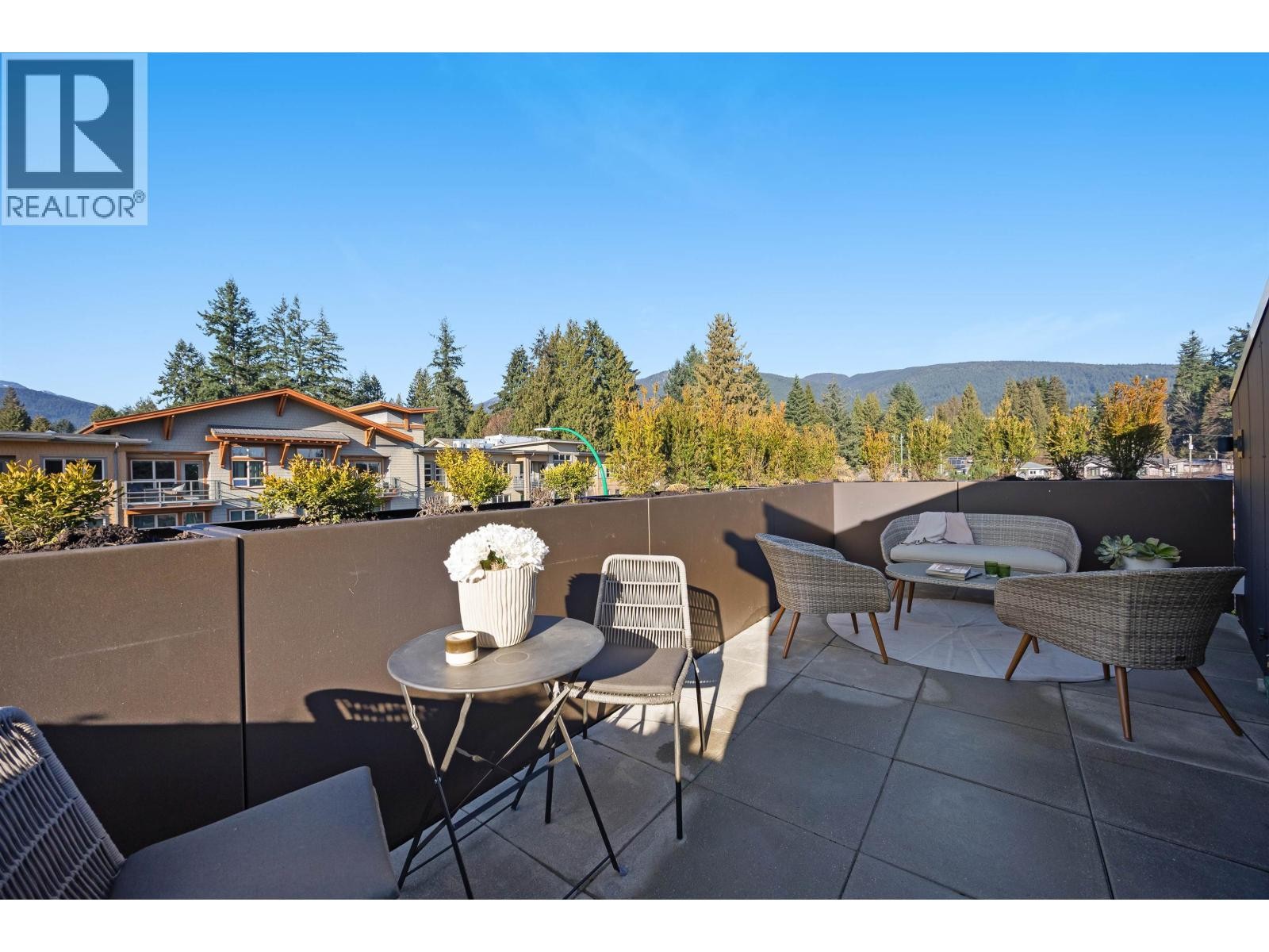 












3218 HIGHLAND BOULEVARD

,
North Vancouver,




British Columbia
V7R2V9

