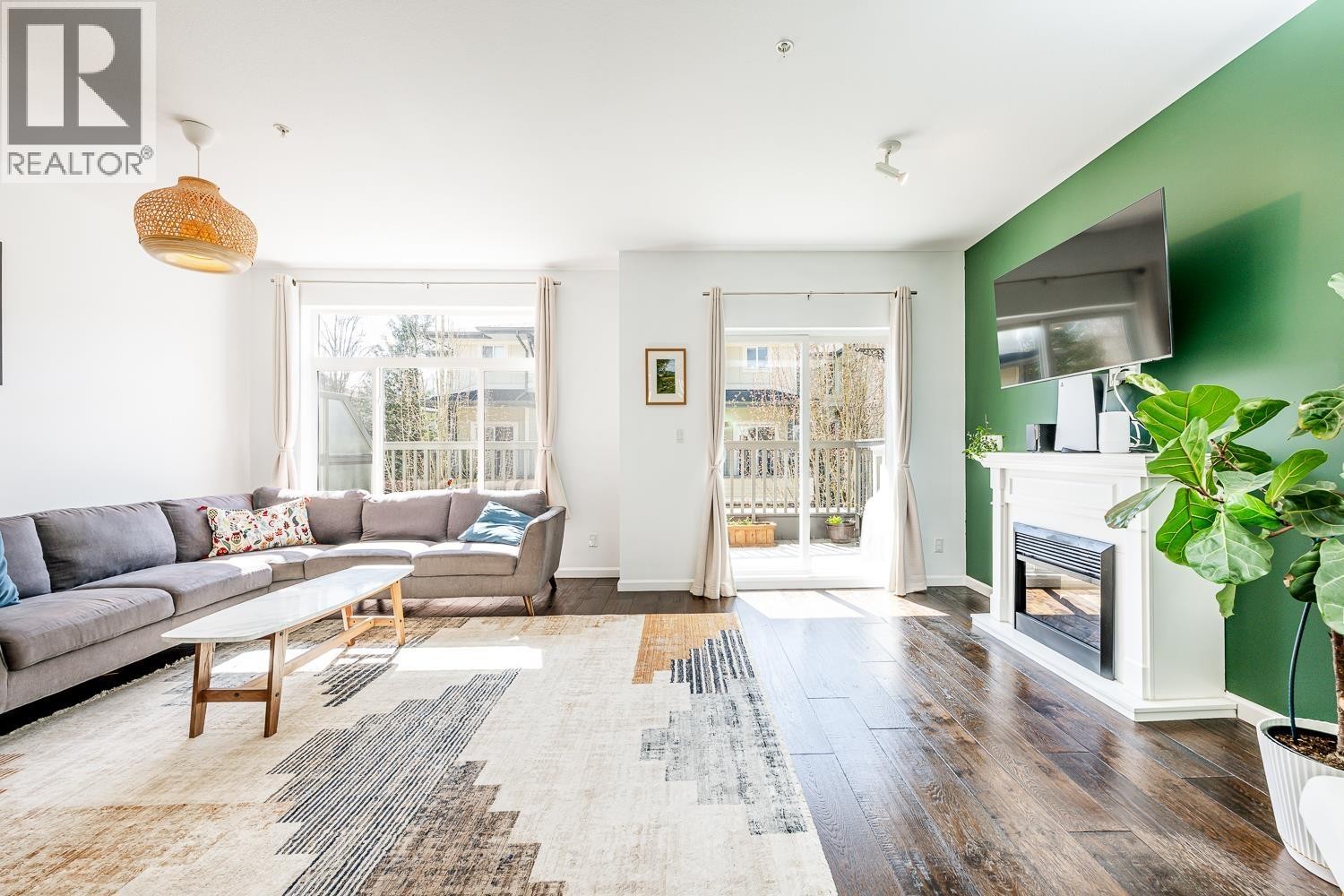 












35 40632 GOVERNMENT ROAD

,
Squamish,




British Columbia
V8B0M7

