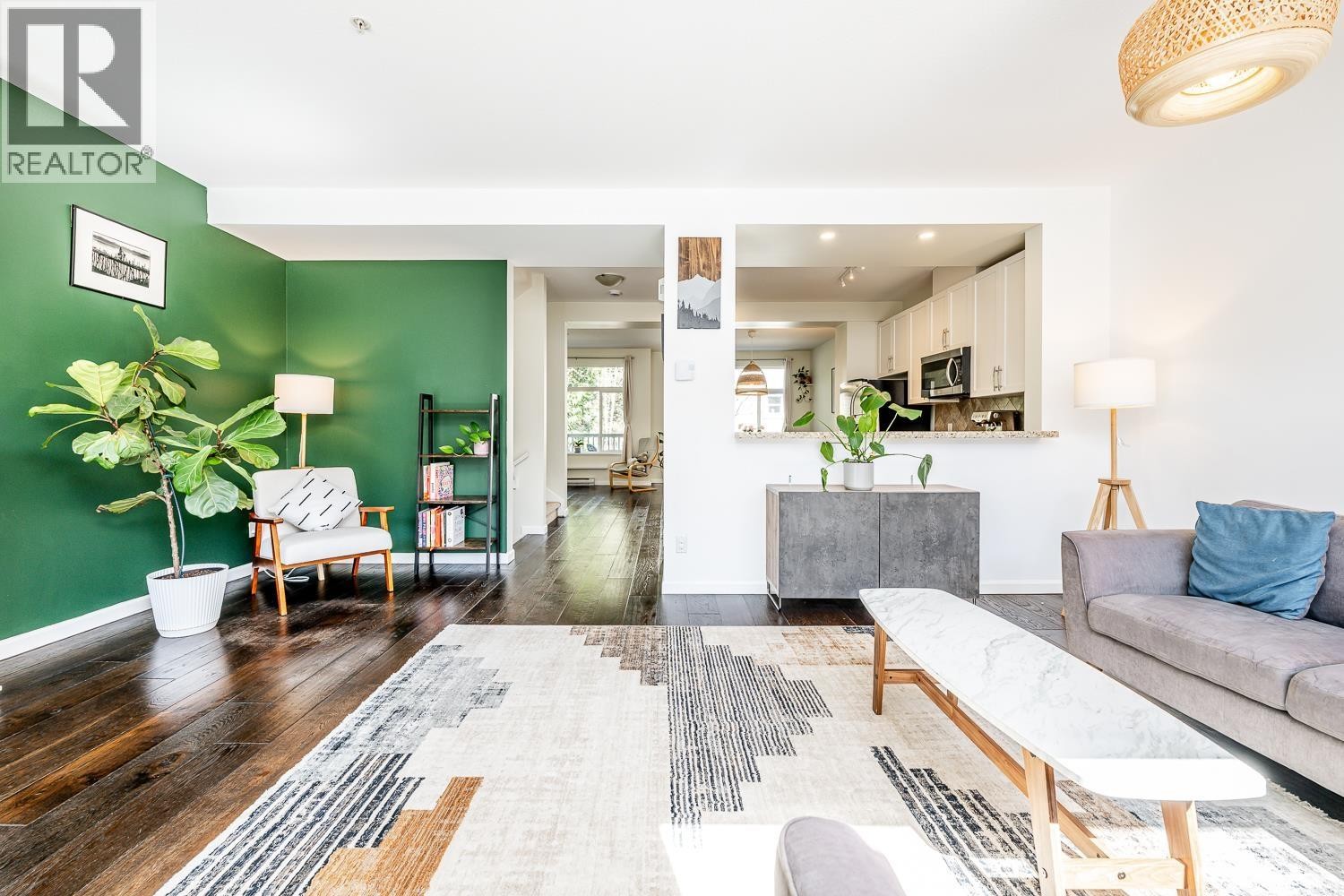 












35 40632 GOVERNMENT ROAD

,
Squamish,




British Columbia
V8B0M7

