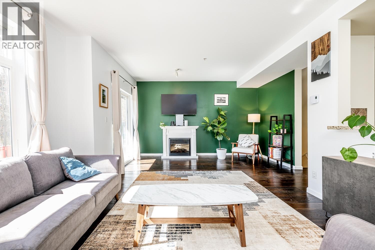 












35 40632 GOVERNMENT ROAD

,
Squamish,




British Columbia
V8B0M7

