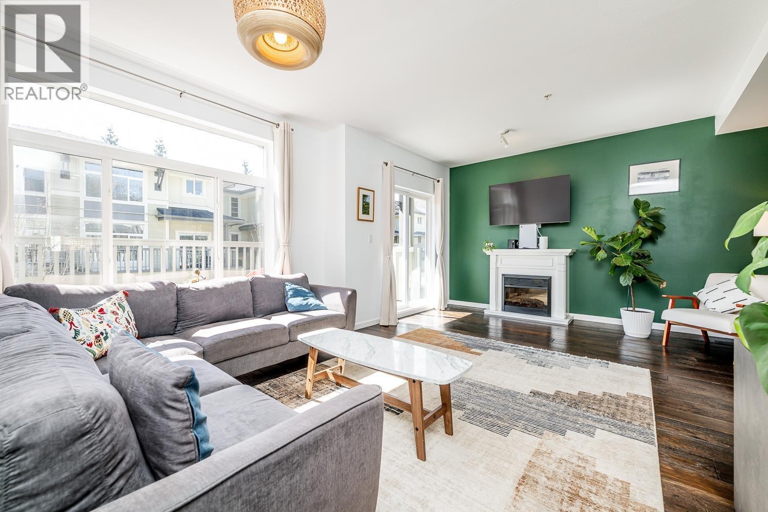 












35 40632 GOVERNMENT ROAD

,
Squamish,




British Columbia
V8B0M7

