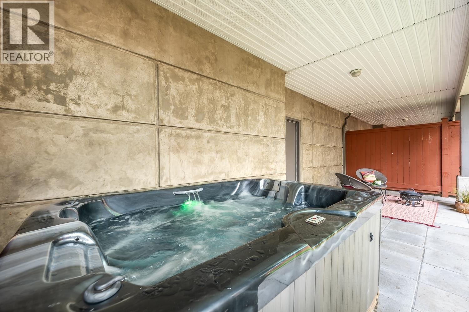 












35 40632 GOVERNMENT ROAD

,
Squamish,




British Columbia
V8B0M7

