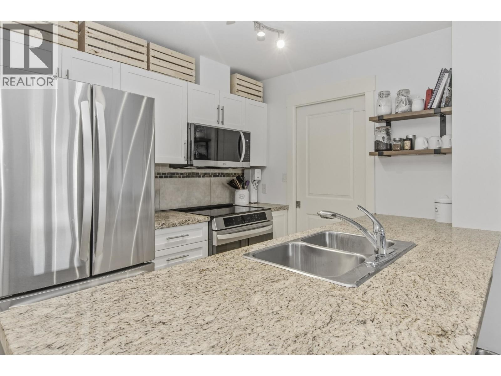 












217 1211 VILLAGE GREEN WAY

,
Squamish,




British Columbia
V8B0R7

