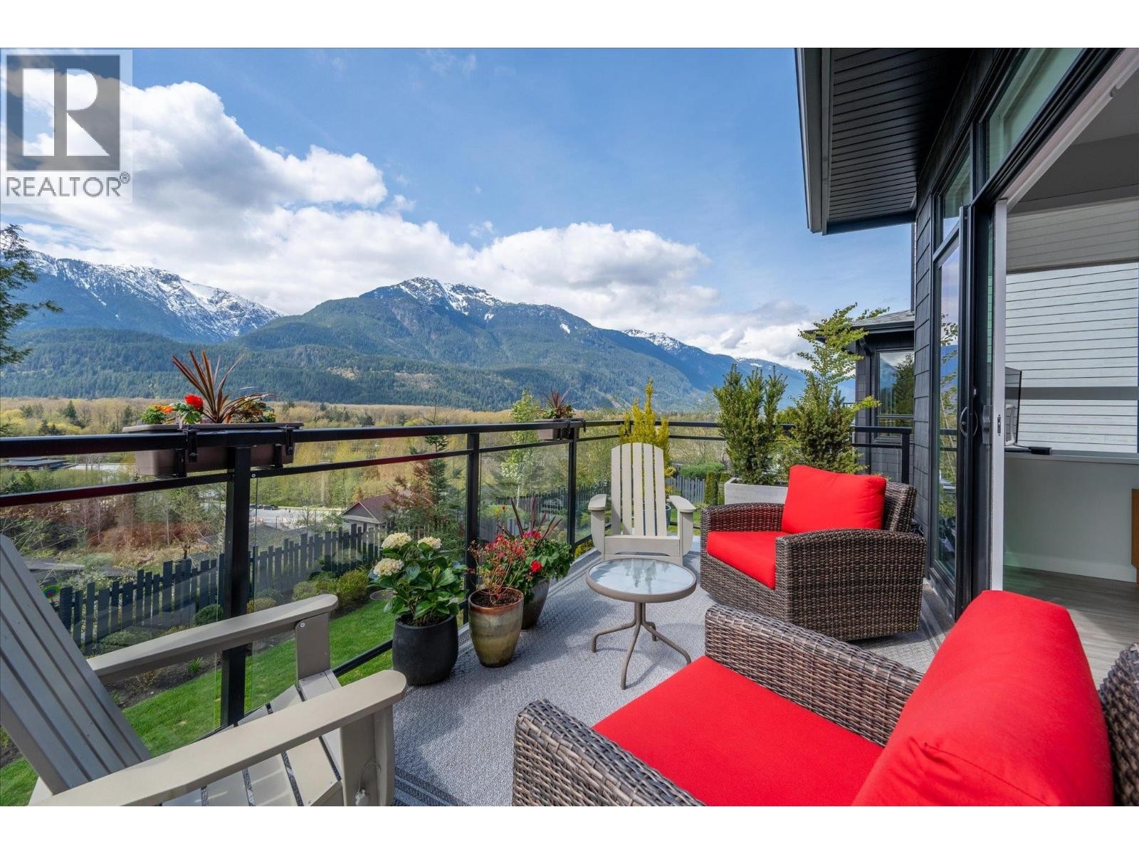 












41235 HIGHLINE PLACE

,
Squamish,




British Columbia
V8B1C2

