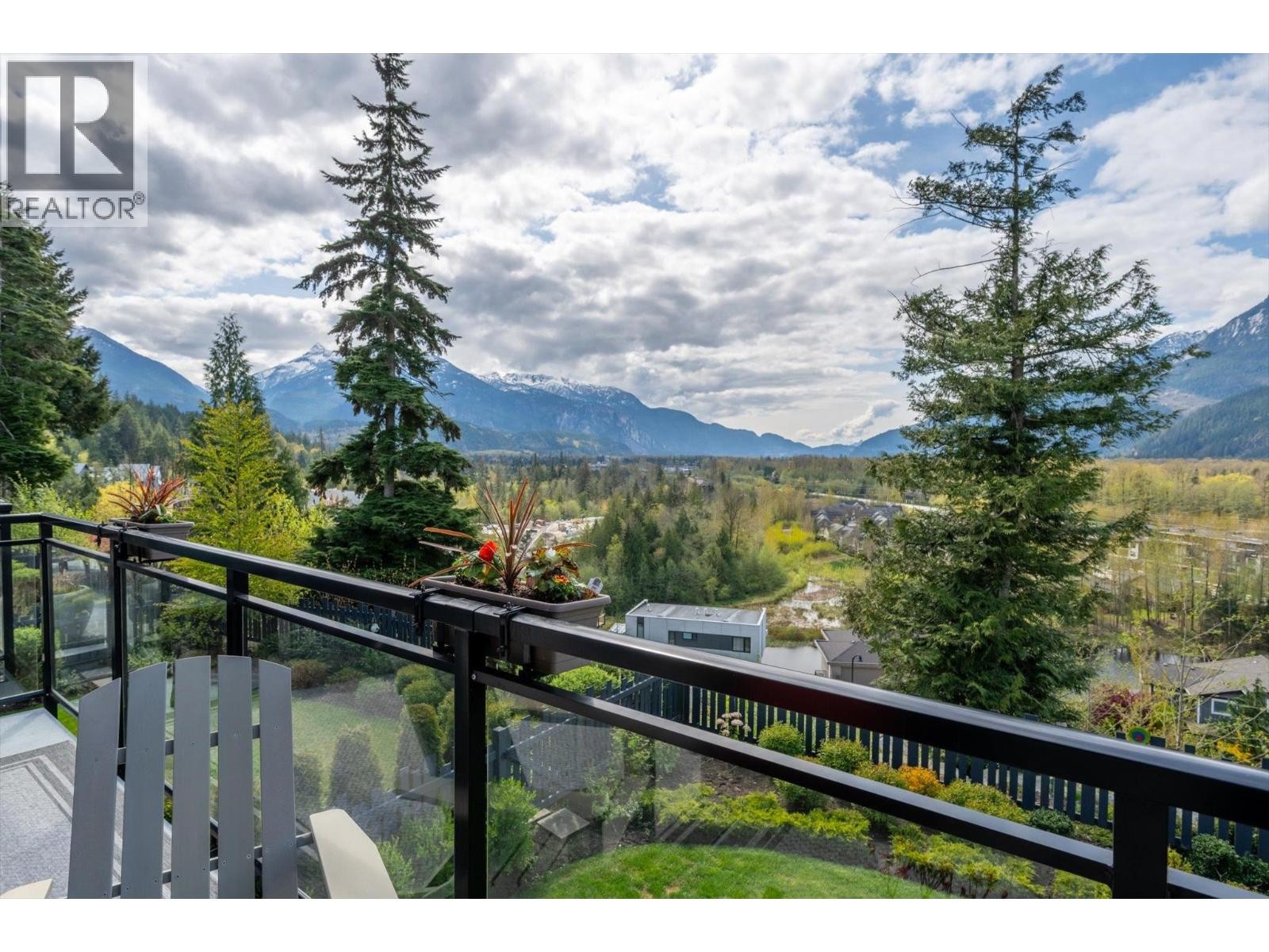 












41235 HIGHLINE PLACE

,
Squamish,




British Columbia
V8B1C2

