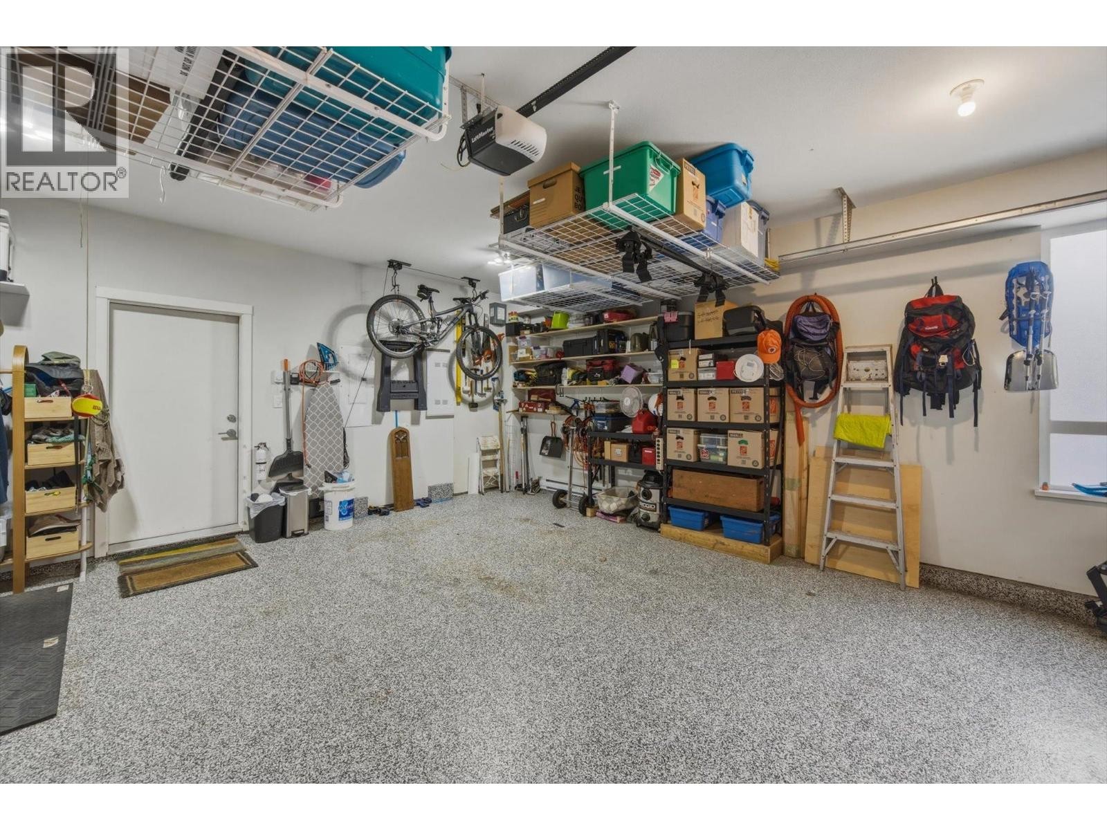 












41235 HIGHLINE PLACE

,
Squamish,




British Columbia
V8B1C2

