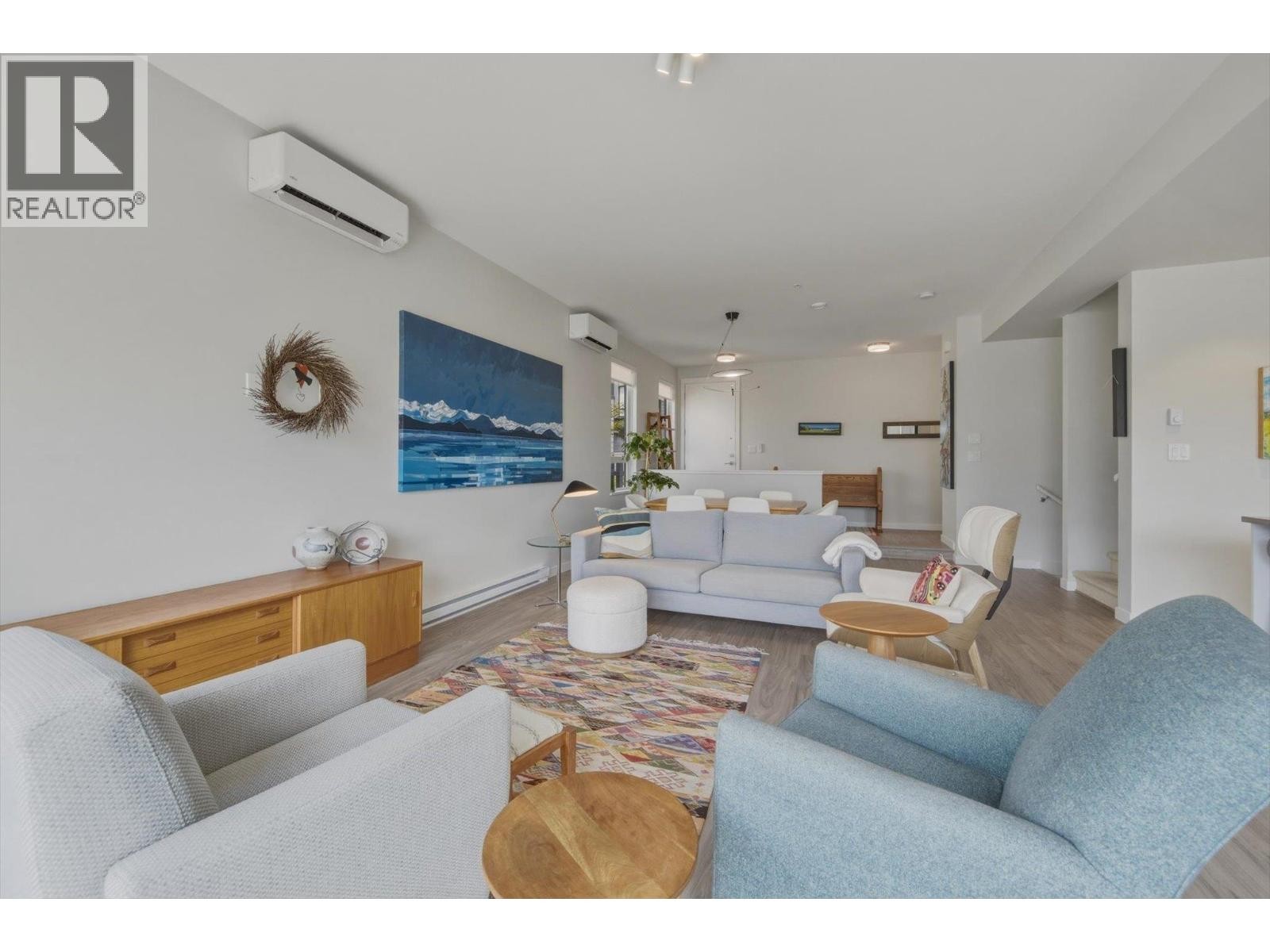 












41235 HIGHLINE PLACE

,
Squamish,




British Columbia
V8B1C2

