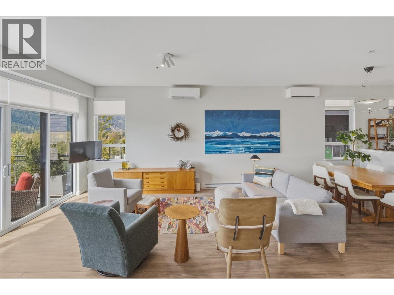 












41235 HIGHLINE PLACE

,
Squamish,




British Columbia
V8B1C2

