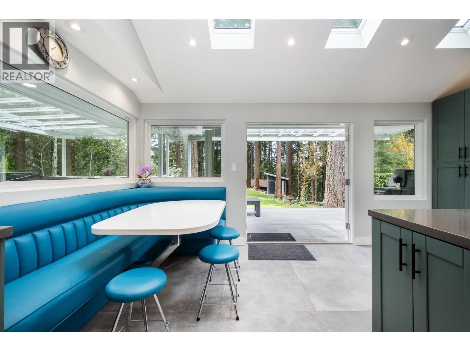 












2551 HYANNIS POINT

,
North Vancouver,




British Columbia
V7H1R9

