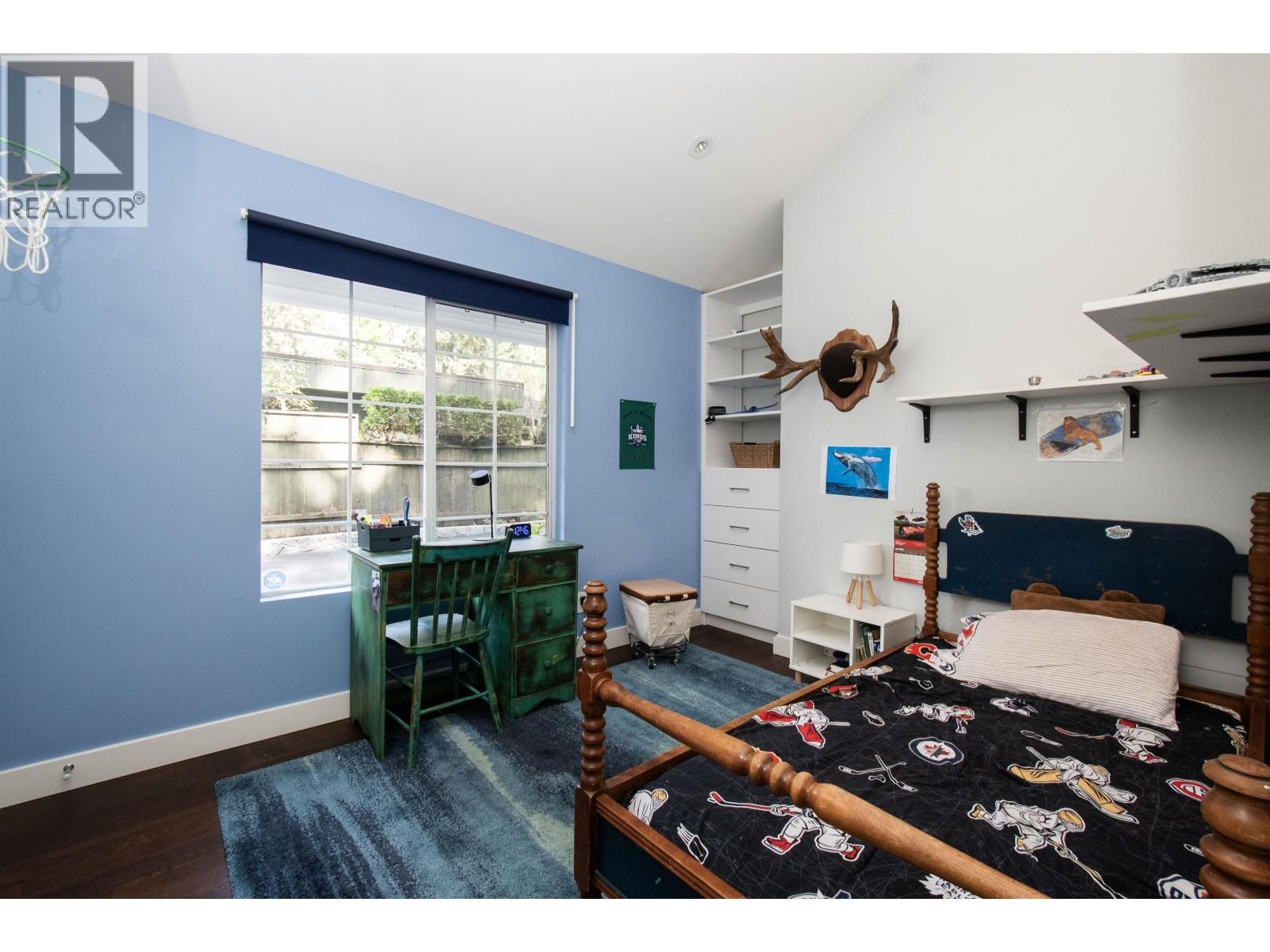 












2551 HYANNIS POINT

,
North Vancouver,




British Columbia
V7H1R9

