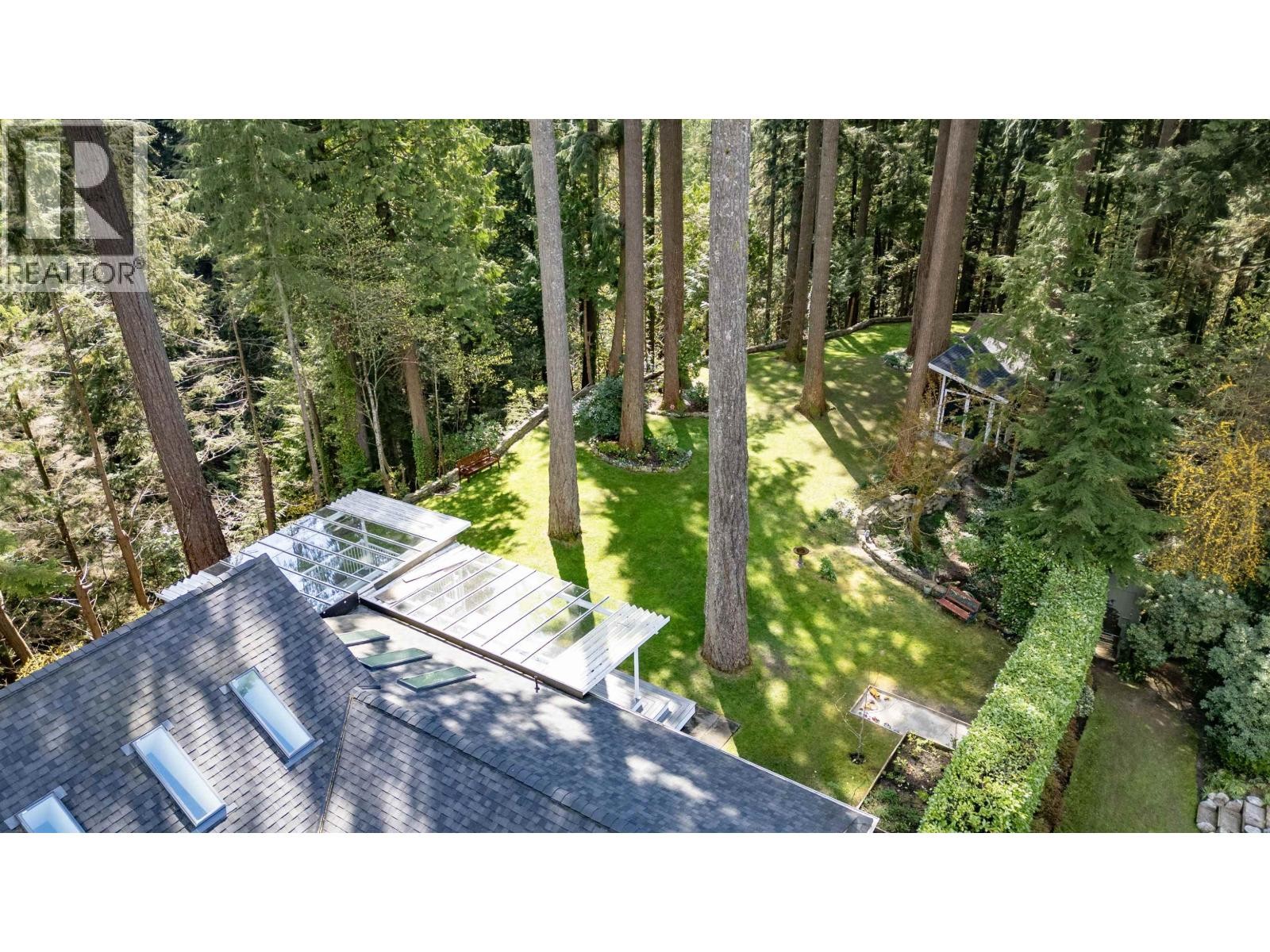 












2551 HYANNIS POINT

,
North Vancouver,




British Columbia
V7H1R9

