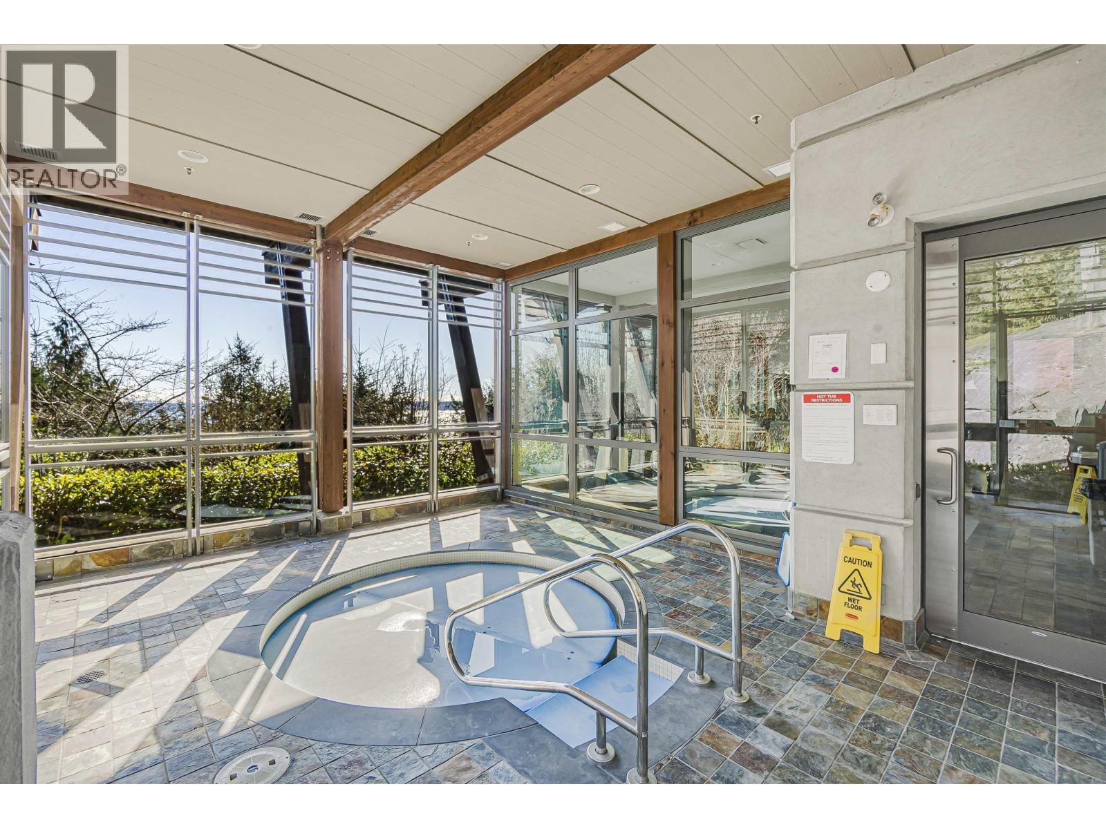












702 3335 CYPRESS PLACE

,
West Vancouver,




British Columbia
V7S3J8

