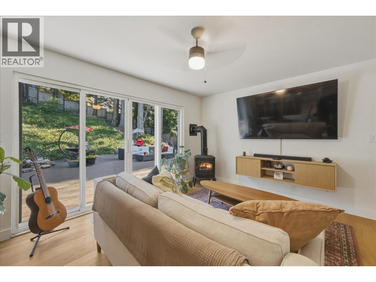 












2640 RHUM & EIGG DRIVE

,
Squamish,




British Columbia
V8B0G1

