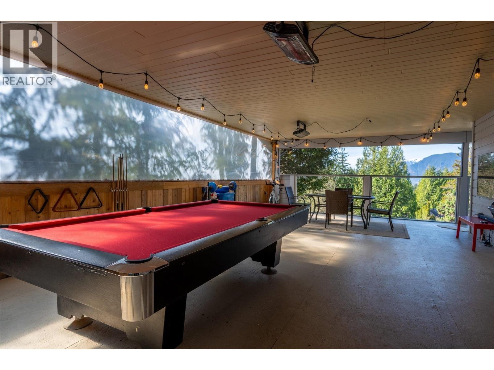 












2640 RHUM & EIGG DRIVE

,
Squamish,




British Columbia
V8B0G1

