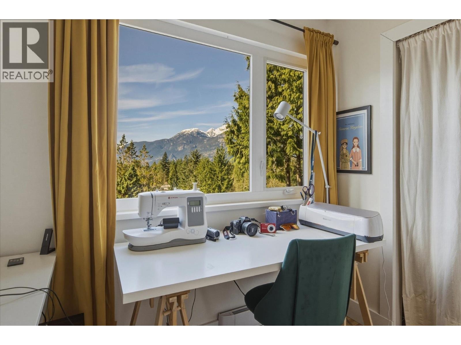 












2640 RHUM & EIGG DRIVE

,
Squamish,




British Columbia
V8B0G1

