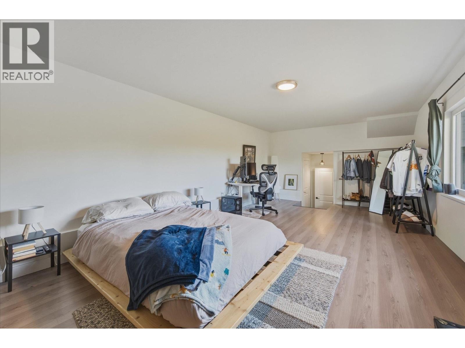 












2640 RHUM & EIGG DRIVE

,
Squamish,




British Columbia
V8B0G1

