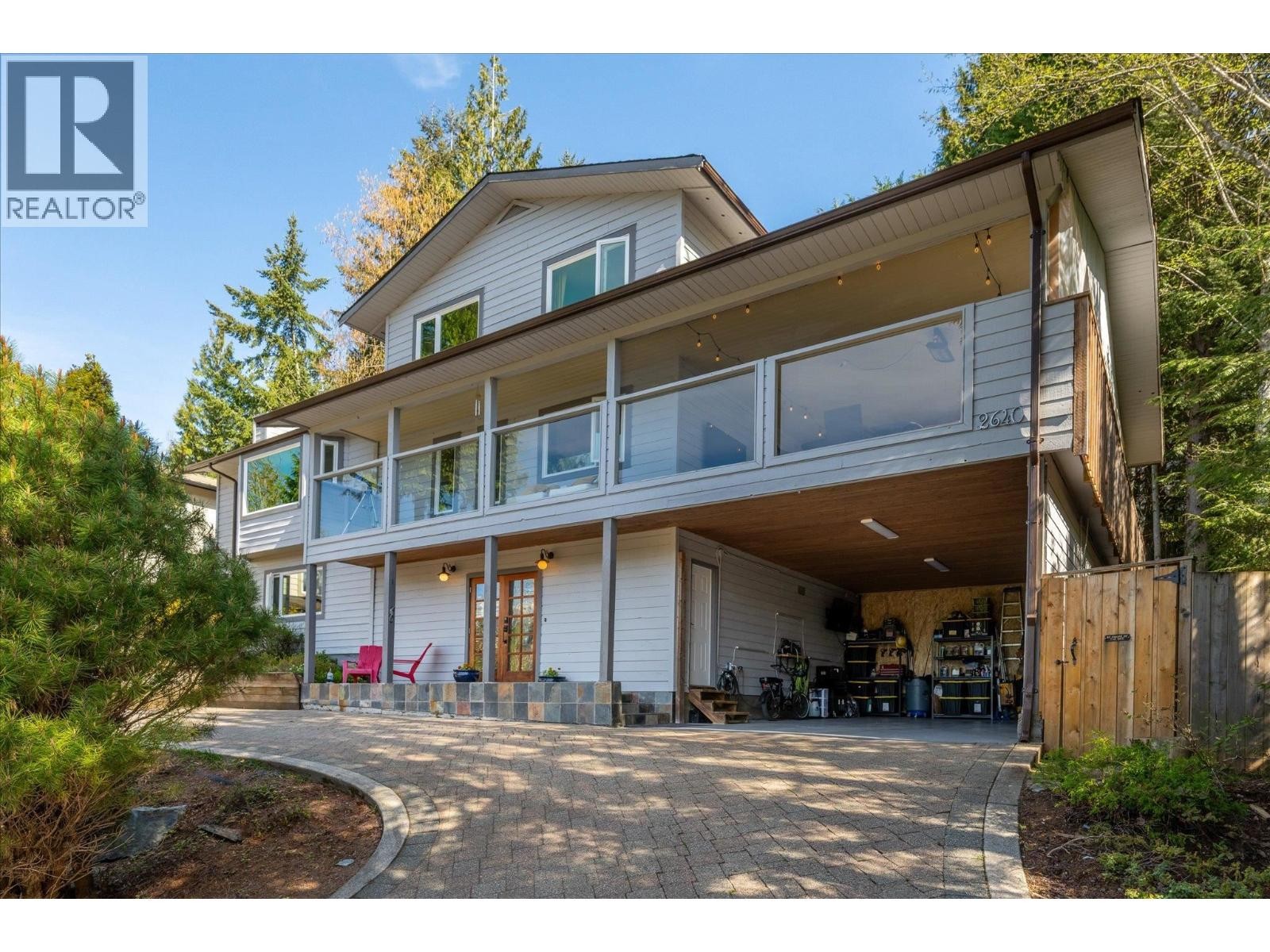 












2640 RHUM & EIGG DRIVE

,
Squamish,




British Columbia
V8B0G1


