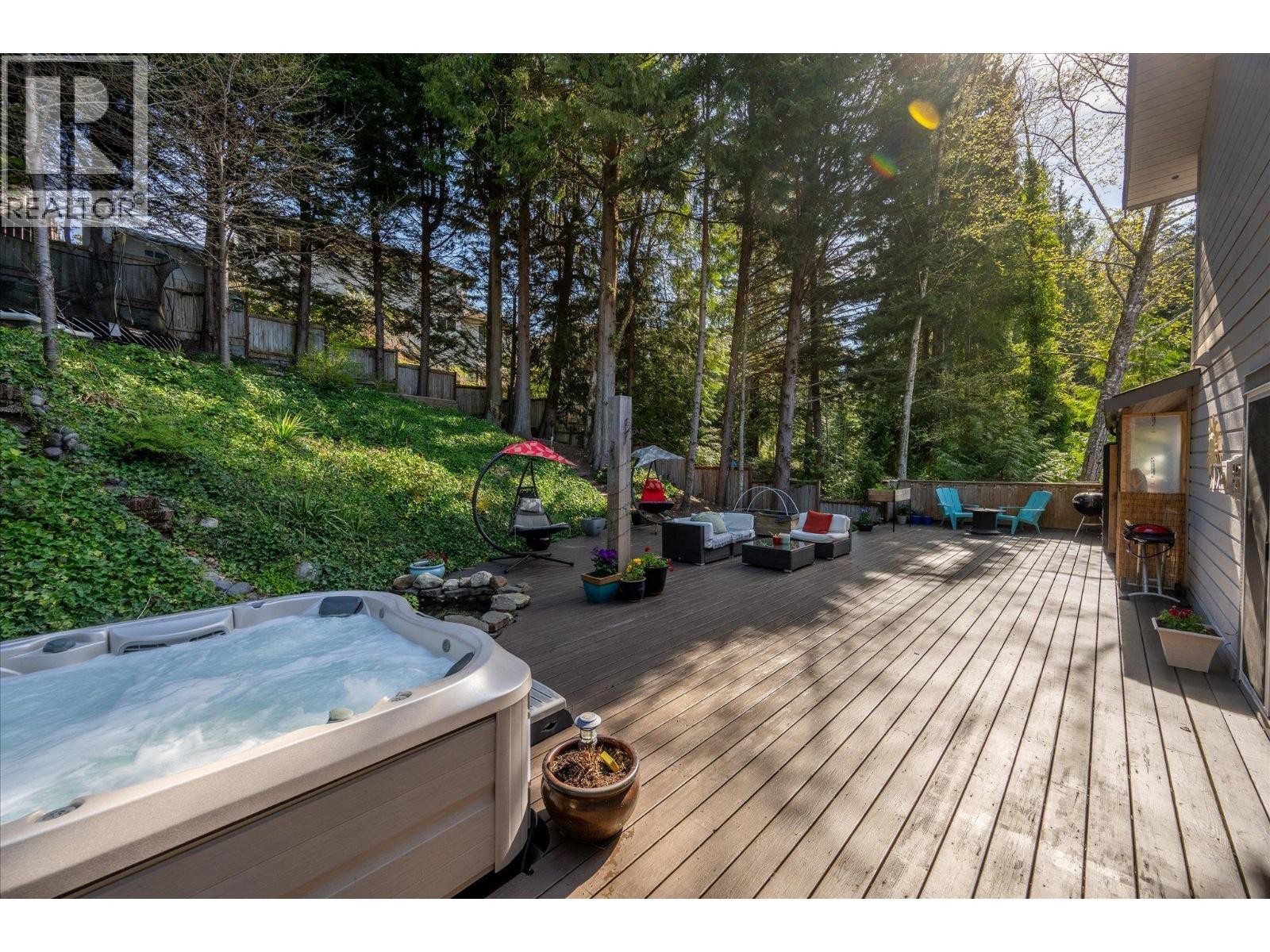 












2640 RHUM & EIGG DRIVE

,
Squamish,




British Columbia
V8B0G1

