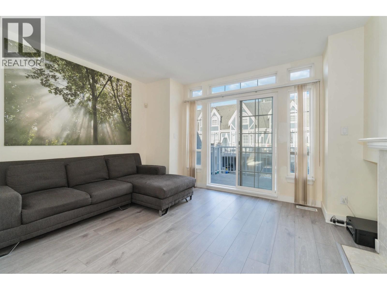 












60 11571 THORPE ROAD

,
Richmond,




British Columbia
V6X1J5

