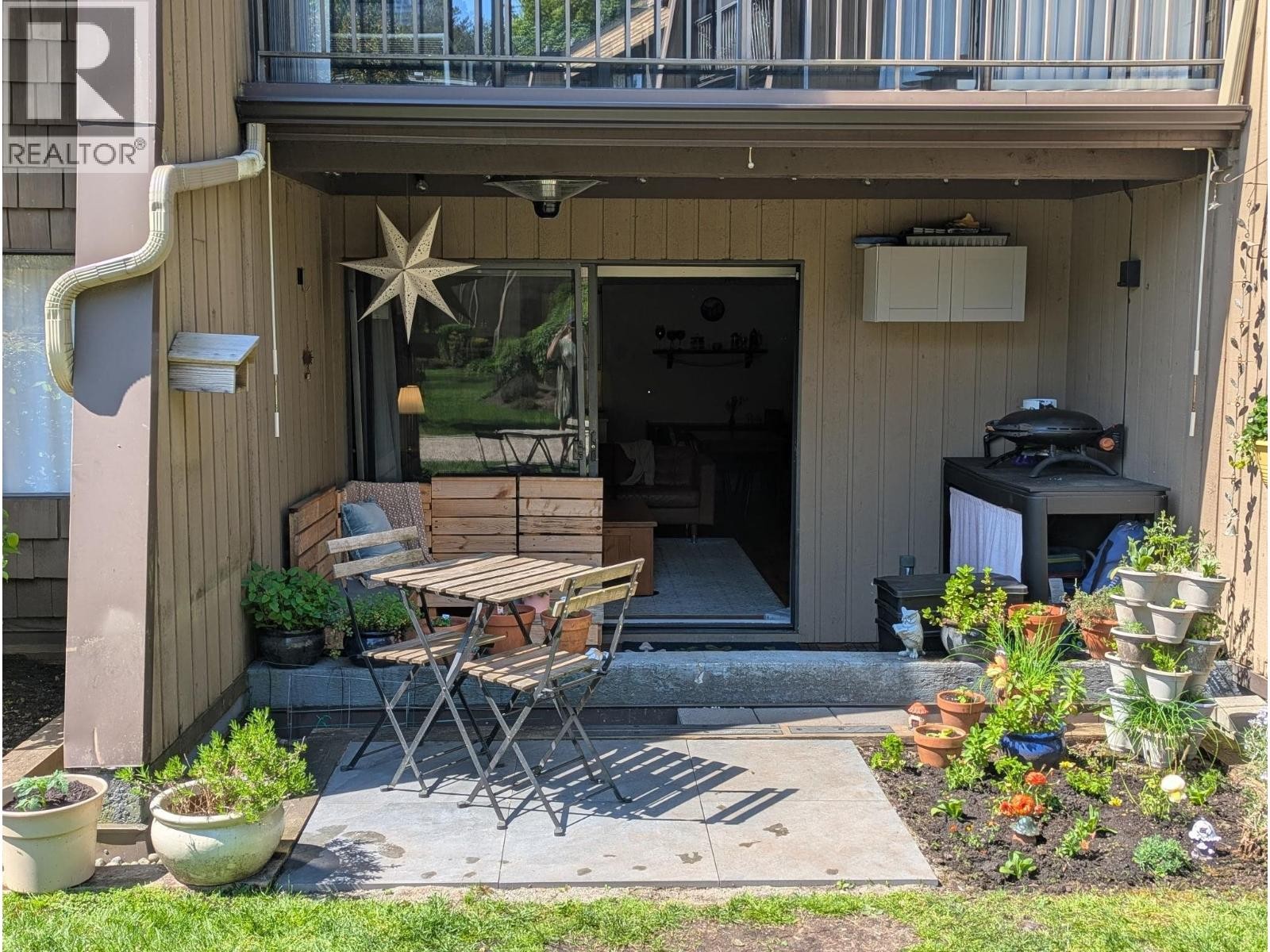 












104 9101 HORNE STREET

,
Burnaby,




British Columbia
V3N4M3

