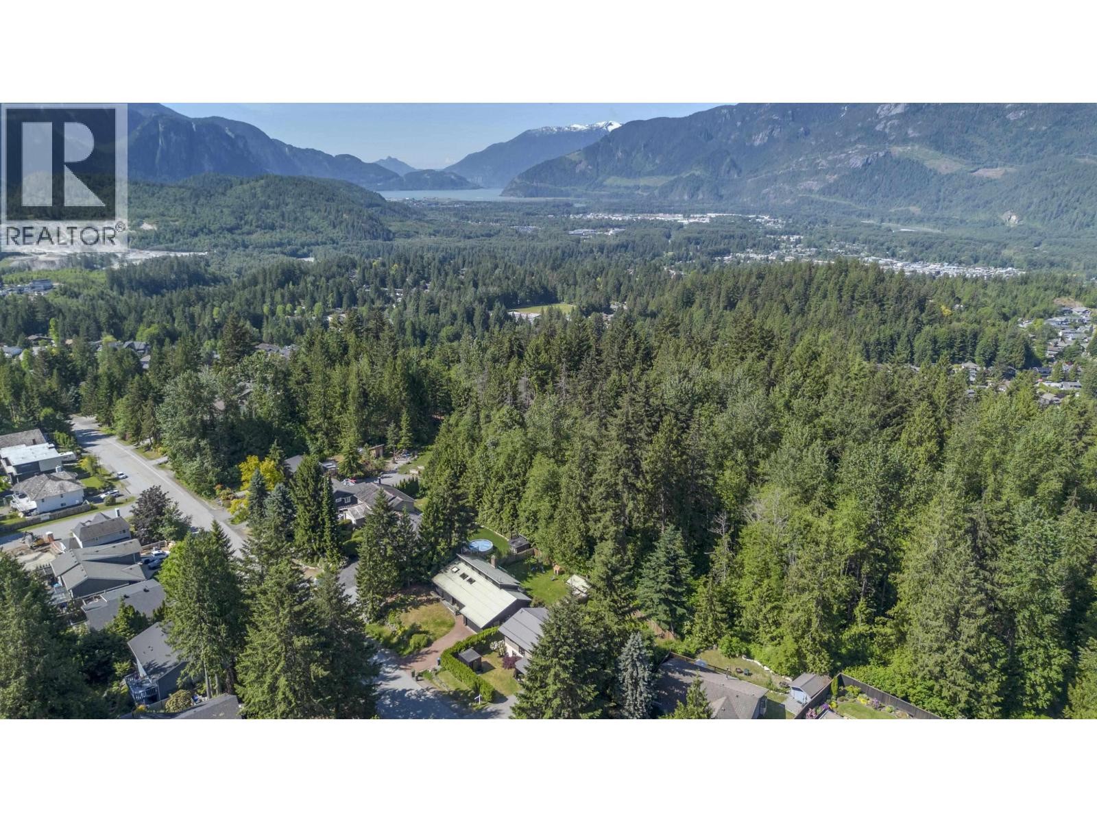 












40755 THUNDERBIRD RIDGE

,
Squamish,




British Columbia
V0N1T0

