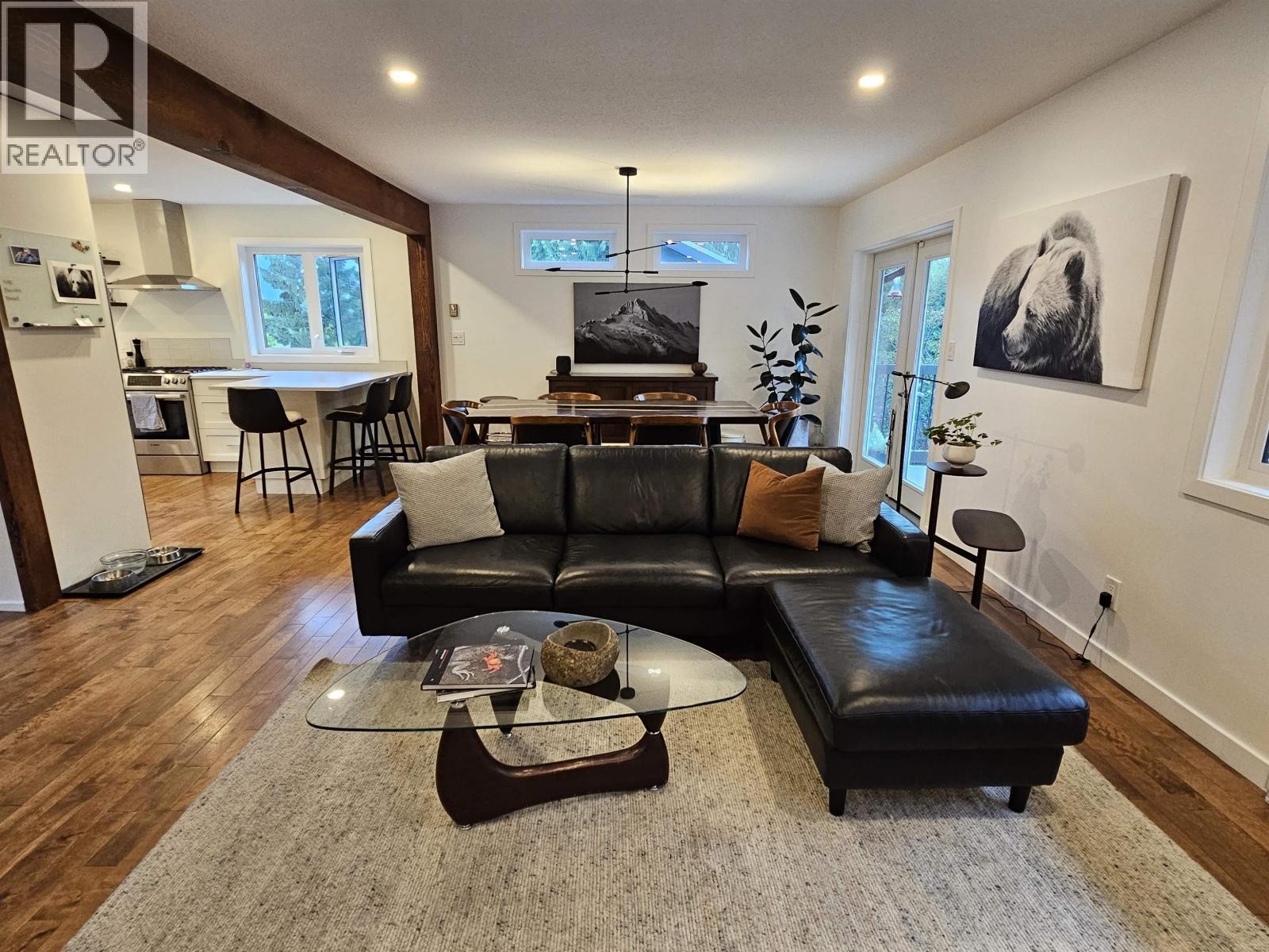 












40755 THUNDERBIRD RIDGE

,
Squamish,




British Columbia
V0N1T0


