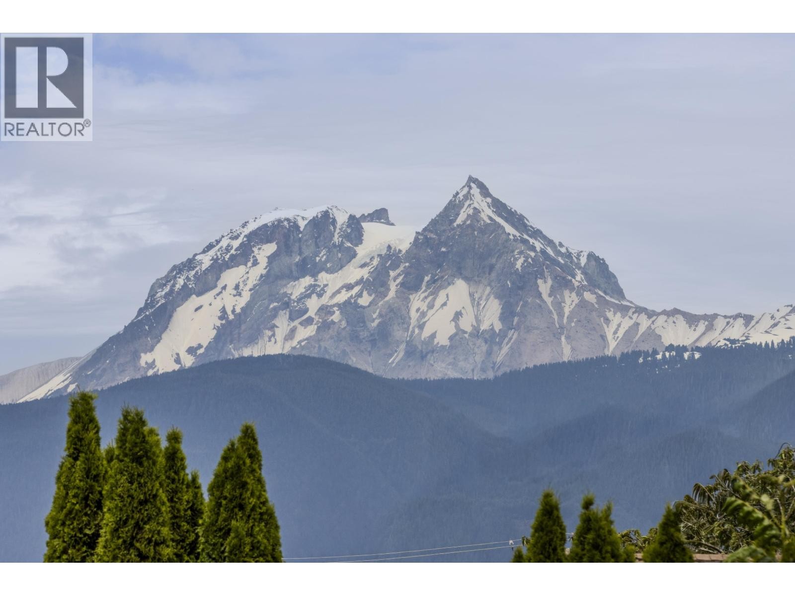 












37937 FOURTH AVENUE

,
Squamish,




British Columbia
V8B0P7

