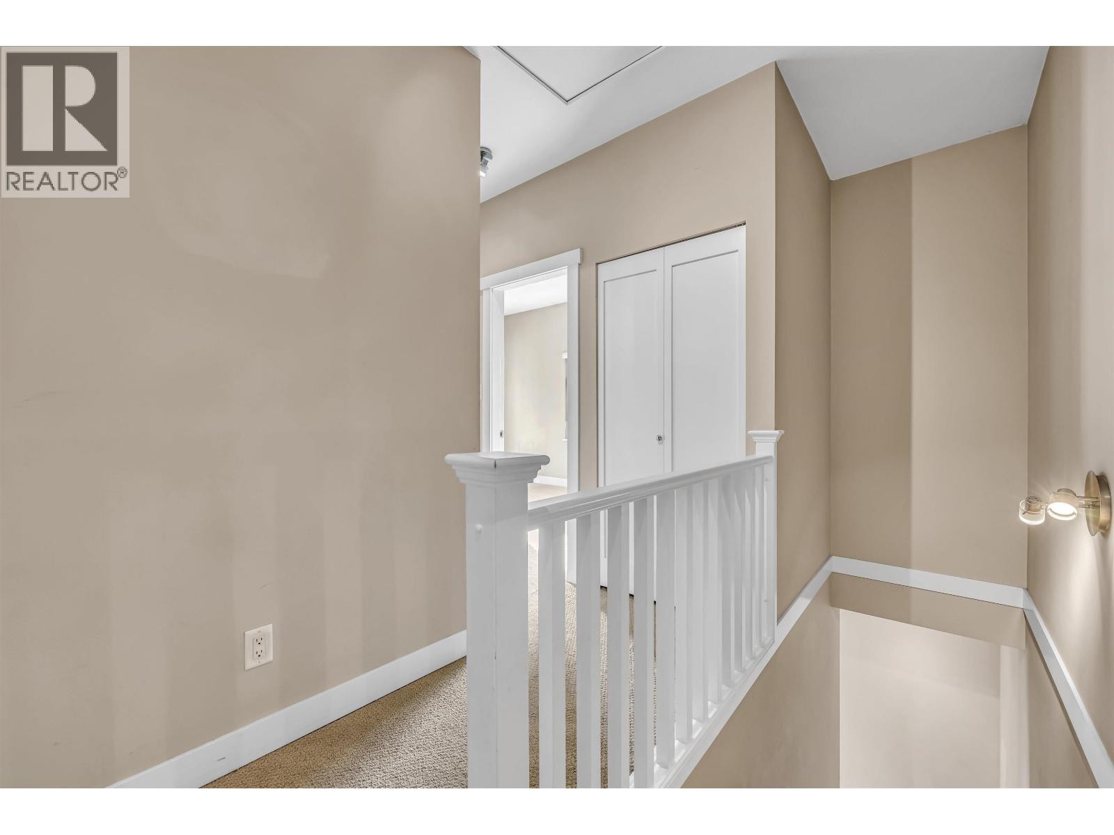 












157 7388 MACPHERSON AVENUE

,
Burnaby,




British Columbia
V5J0A1

