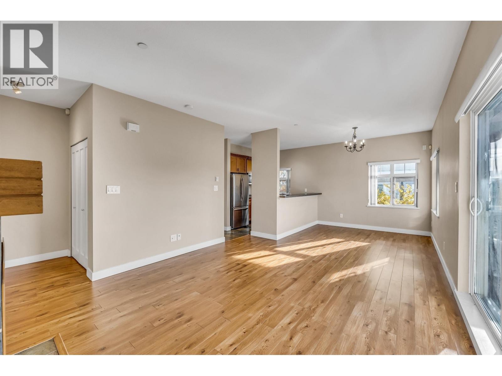 












157 7388 MACPHERSON AVENUE

,
Burnaby,




British Columbia
V5J0A1

