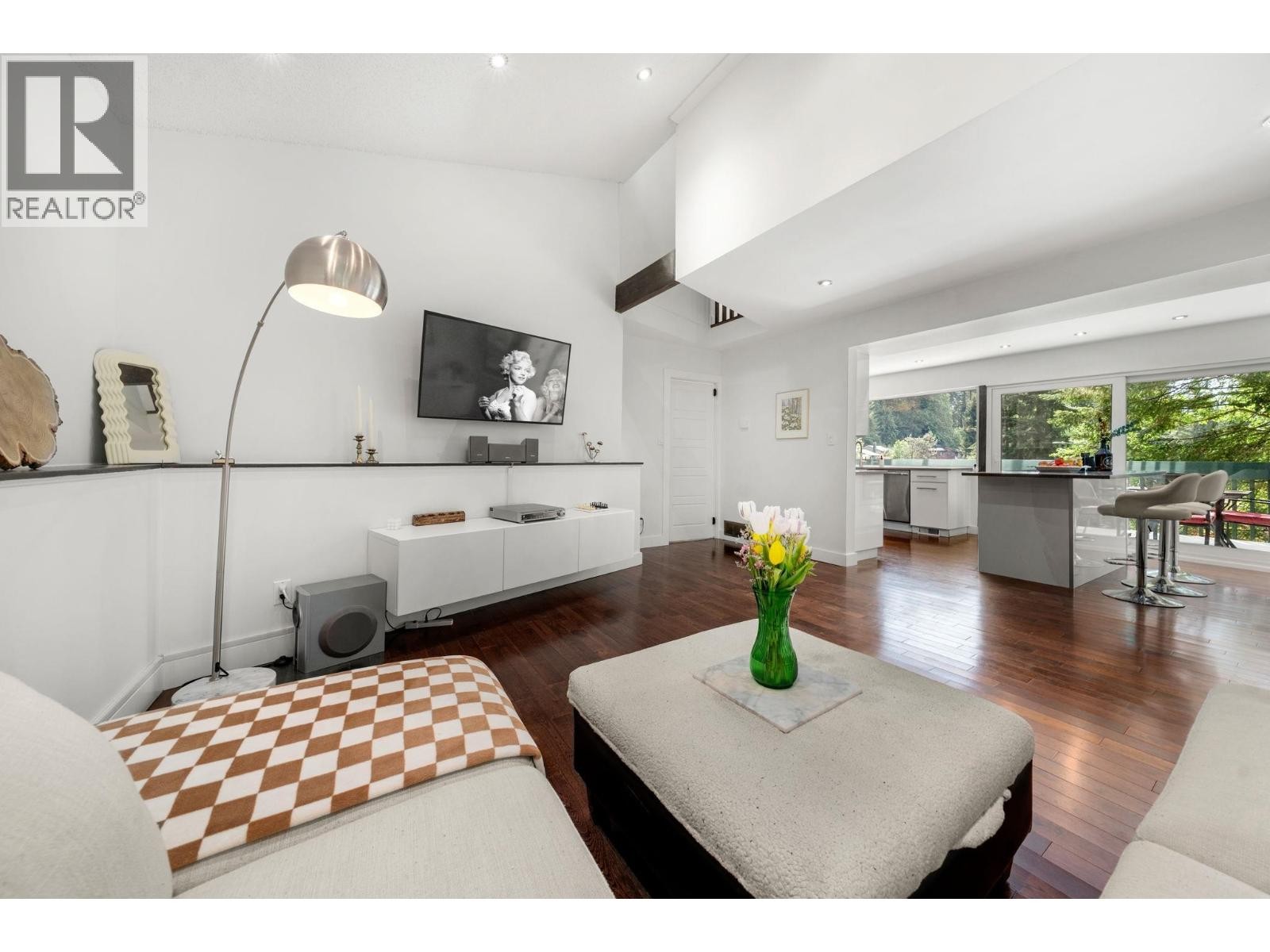 












2086 RIVERGROVE PLACE

,
North Vancouver,




British Columbia
V7H2L4

