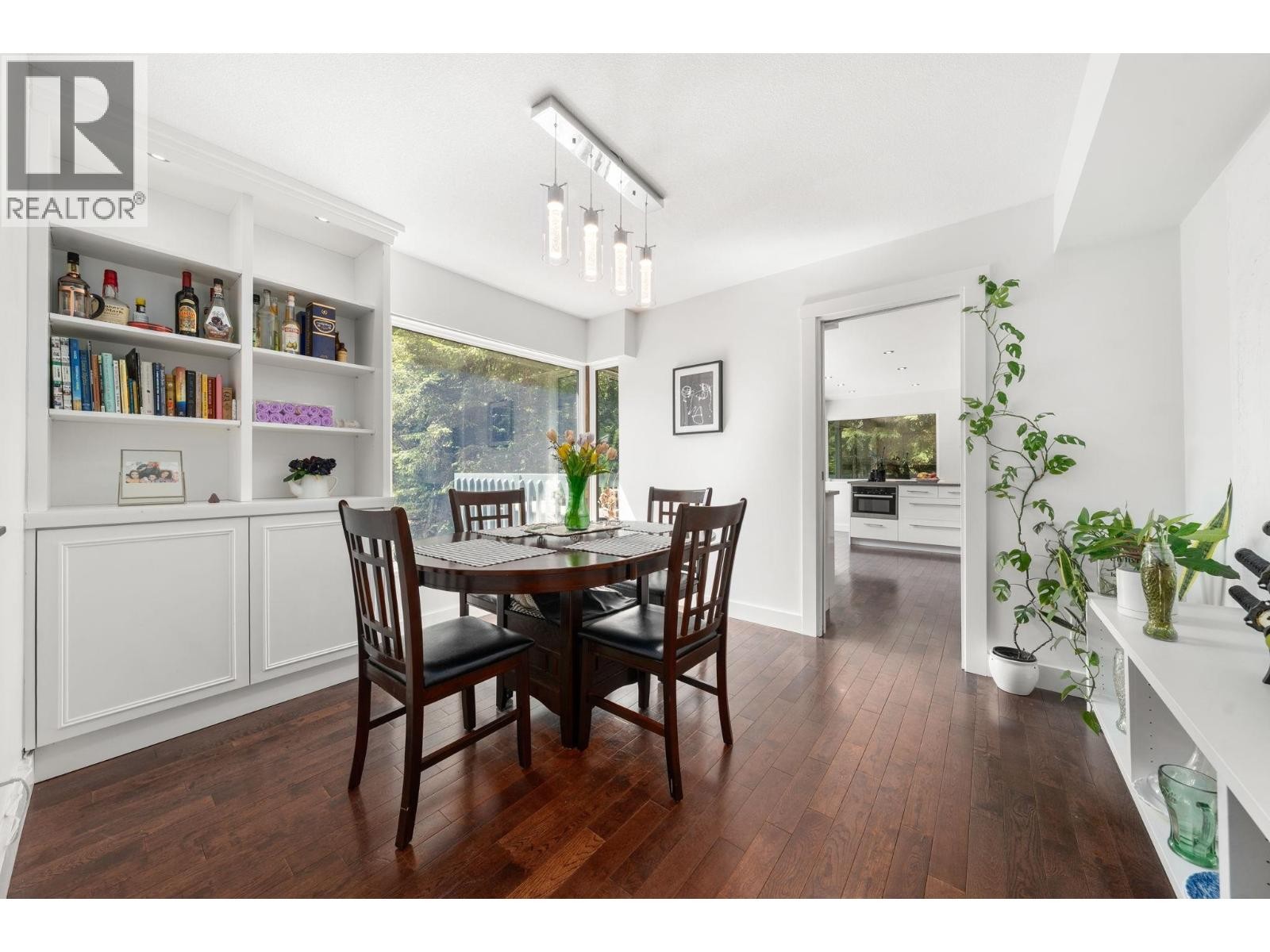 












2086 RIVERGROVE PLACE

,
North Vancouver,




British Columbia
V7H2L4

