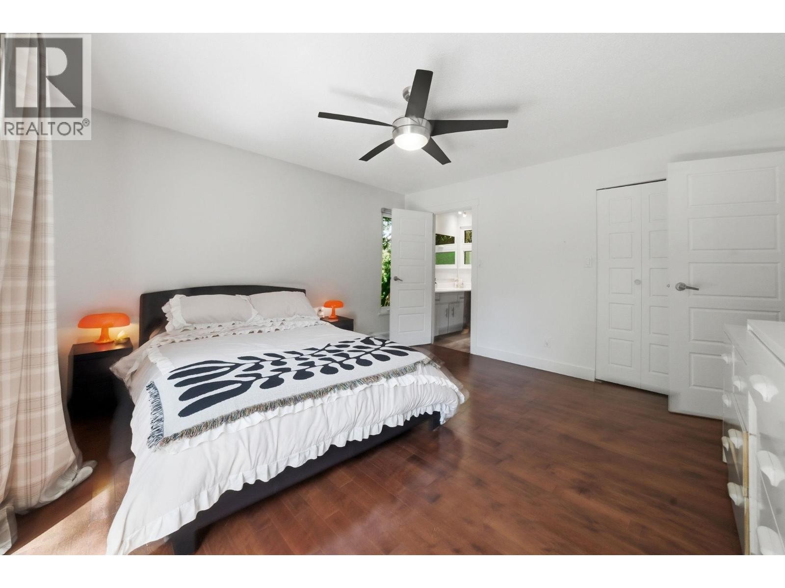 












2086 RIVERGROVE PLACE

,
North Vancouver,




British Columbia
V7H2L4

