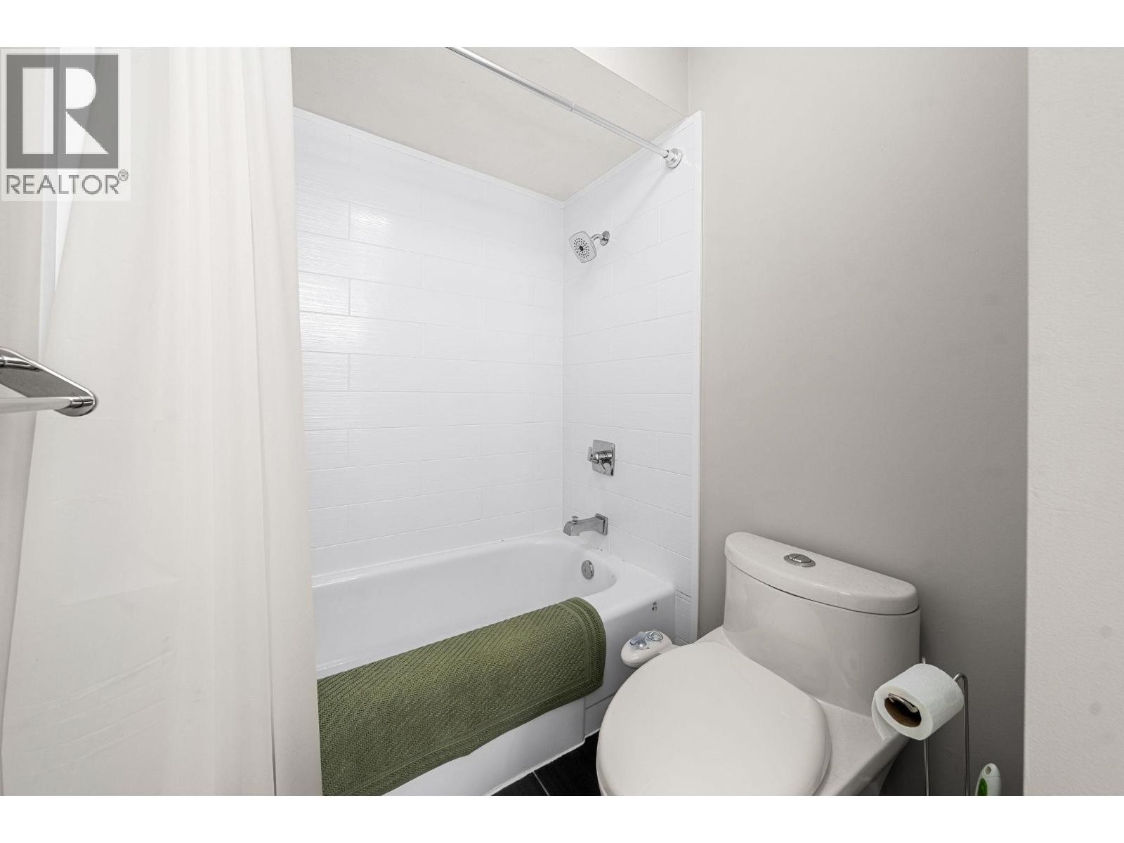 












2086 RIVERGROVE PLACE

,
North Vancouver,




British Columbia
V7H2L4

