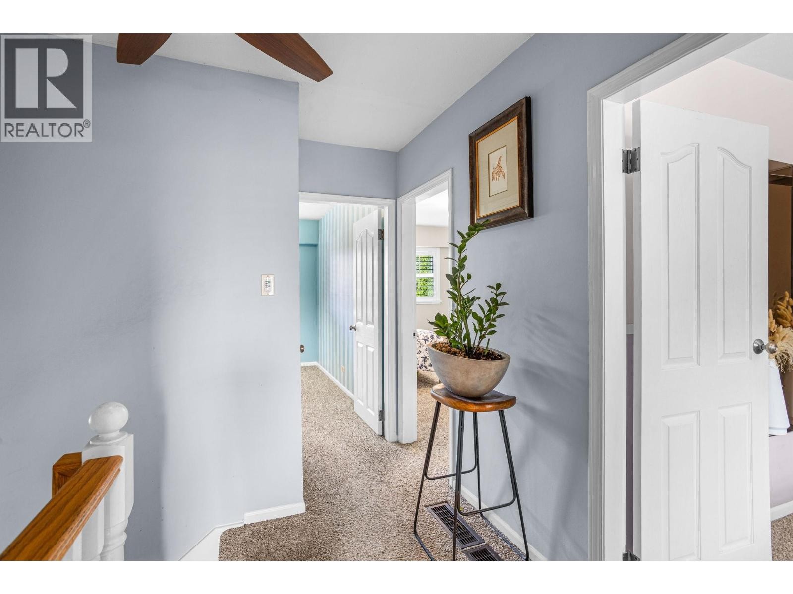 












3020 THORNCLIFFE DRIVE

,
North Vancouver,




British Columbia
V7R2T1

