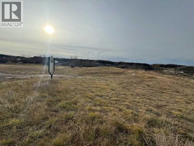 












670 Center Street

,
Drumheller,







Alberta
T0J0Y9

