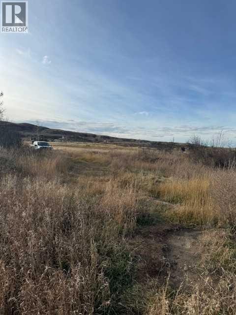 












670 Center Street

,
Drumheller,







Alberta
T0J0Y9

